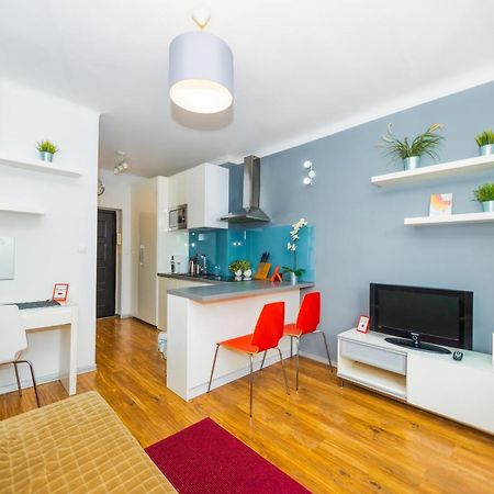 Cozy Studio Next To The Metro And City Center Warsaw Exterior photo